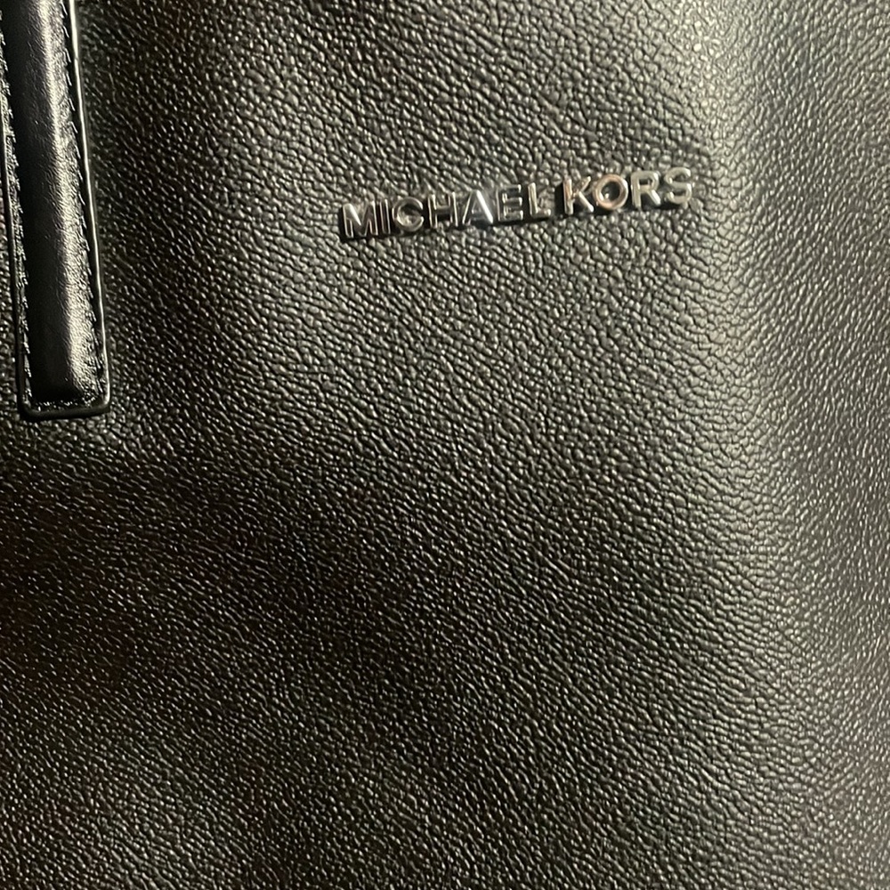 MK tote - Picture 2 of 6